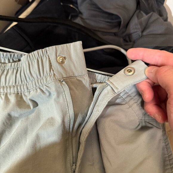 Nike Grey Gray Silver Windbreaker Zip-Up Style Sweatpants Size Small EUC S Pants - Picture 5 of 6